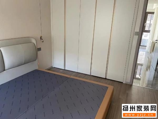简约低调